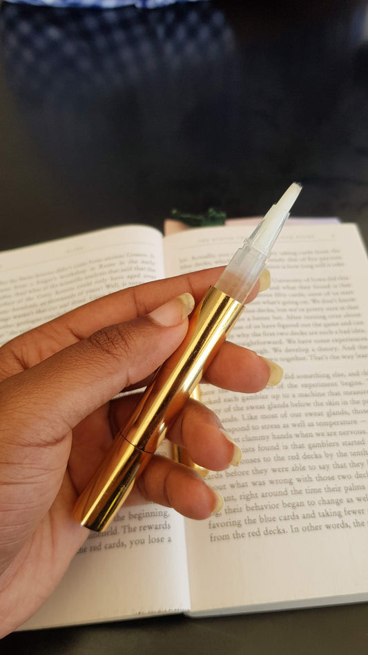 Nail Care for Busy Lifestyles: Quick Tips for Maintaining Nails on the Go