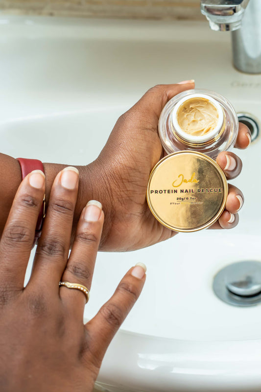 Effects of Cold Weather on Natural Nails and Tips on How to Prevent Them from Breaking